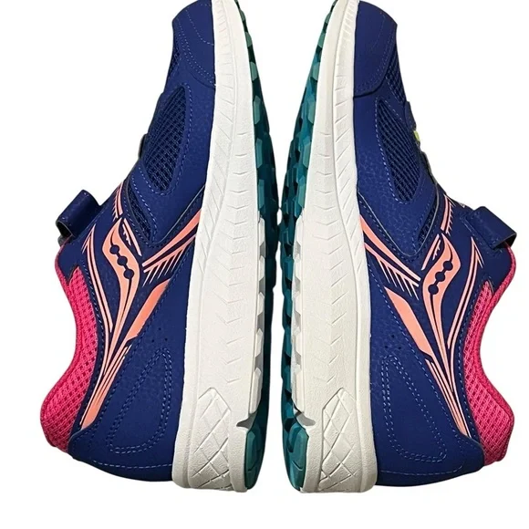 Saucony ladiesSneakers in Blue and Pink with Neon Accennt new without tag - Picture 6 of 13